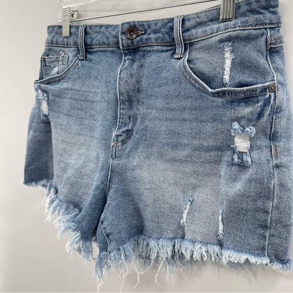 Rewash Super High Rise Raw Hem Jean Shorts Size 30 - Picture 2 of 8